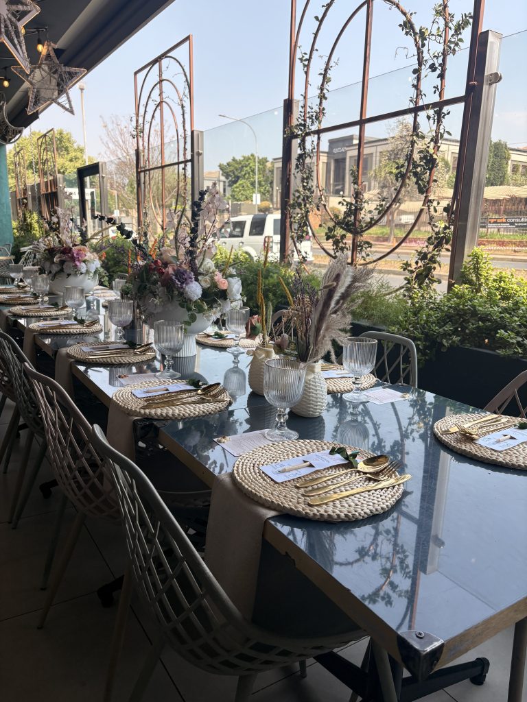 Simply Seng Decoration